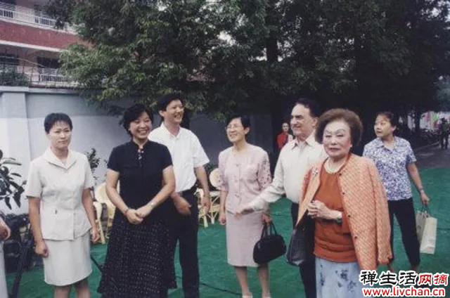 为丈夫守寡60年，被8位美国总统重用，她最大的心愿是：中国强大
