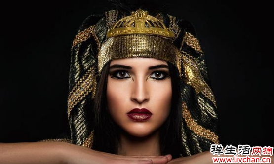 埃及艳后用毒蛇自尽，年过40容貌宛如少女，专家解开不老之谜