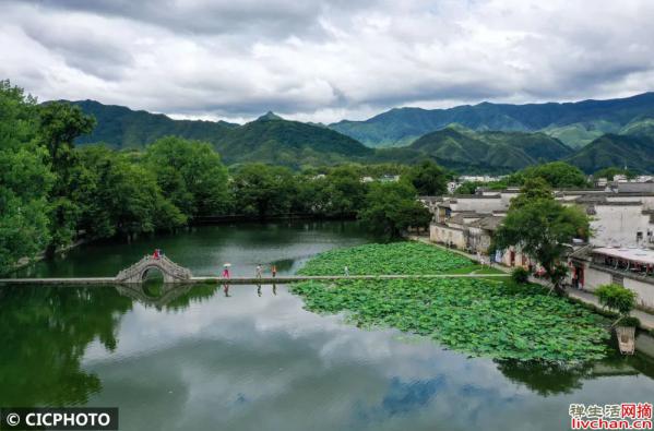 身居陋室心行万里