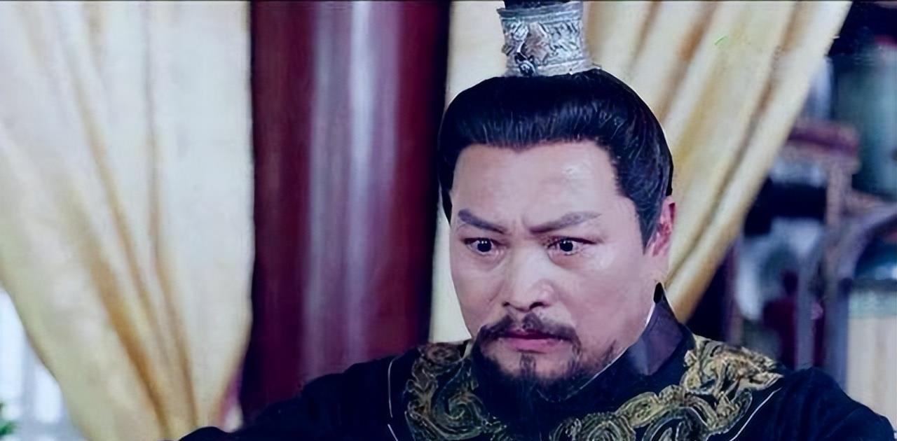 郭威-一代开国功勋，却被皇帝满门抄斩，悲痛之余奋起反抗，成开国皇帝
