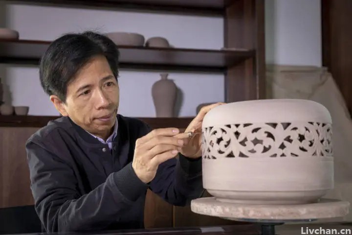大道先行｜四十年研究南宋官窑 ，他最爱听瓷器开片的声音