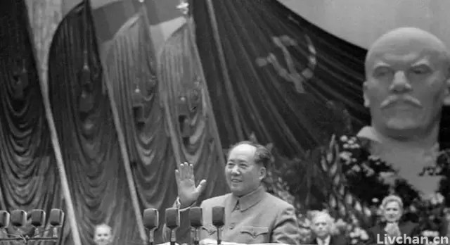毛泽东传 第十三章 怀疑（1956—1957） 第十三章（4）