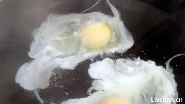 菠菜鸡蛋面——面条不要等水开了再下锅，分享2个妙招，面条筋道不成坨