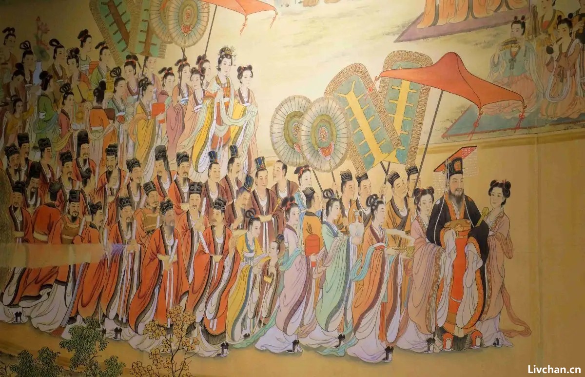 李商隐的《隋宫》，描述隋炀帝下扬州的奢华场景，堪称咏史诗的杰作
