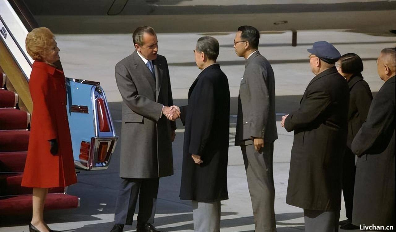 1994年，尼克松临终前表示后悔访华：我们可能创造了一个科学怪物