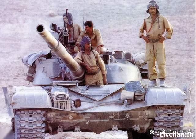 伊拉克迅速溃败内幕：3名高层叛逃美国，策反数万士兵带走500辆坦克