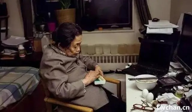 揭露艾滋村的高耀洁在纽约孤独去世,为还原“河南血祸”，80岁远走美国