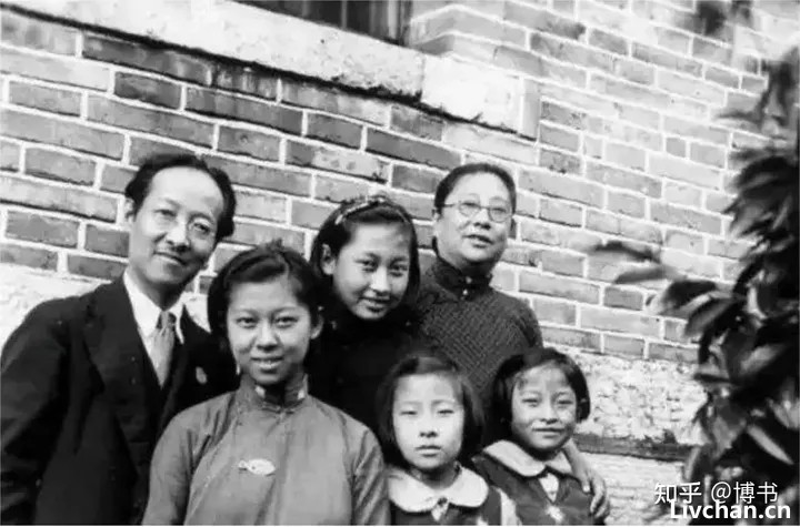 1981年92岁的杨步伟去世，丈夫赵元任痛哭流涕：我再也没有家回了