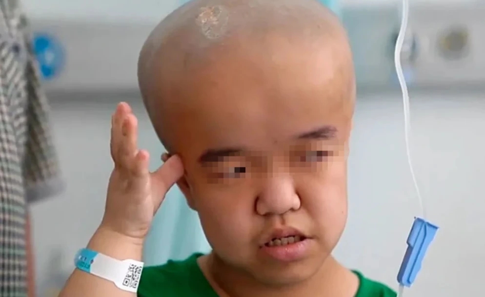 “三鹿奶粉”老板田文华，残害30万中国婴儿，为何能5年减刑3次？