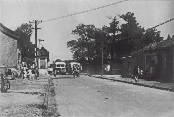 1950年代，拆掉北京城   