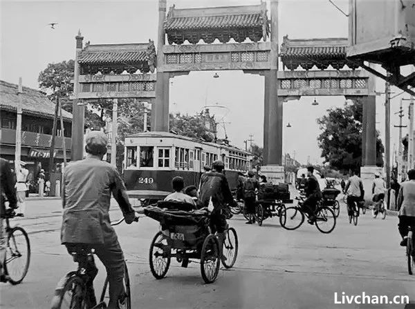 1950年代，拆掉北京城   