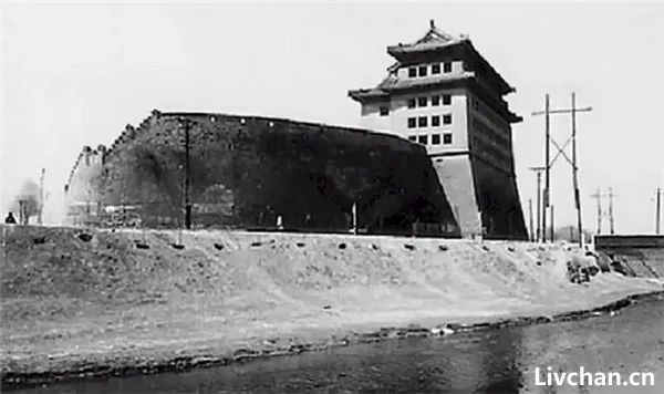 1950年代，拆掉北京城   