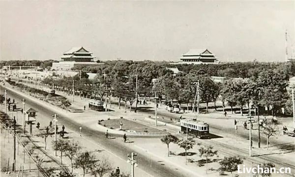 1950年代，拆掉北京城   