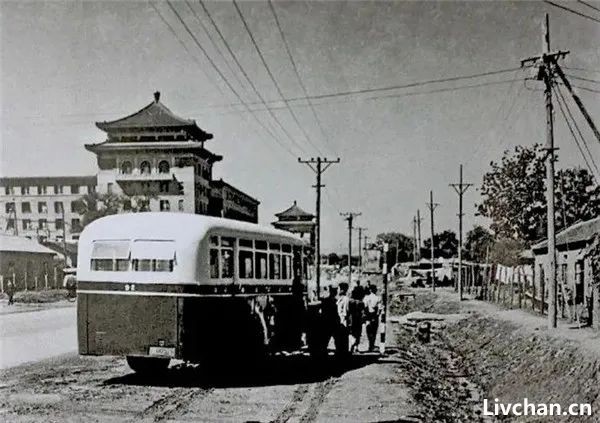 1950年代，拆掉北京城   