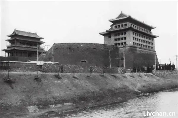 1950年代，拆掉北京城   