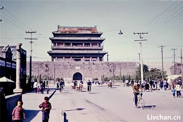 1950年代，拆掉北京城   