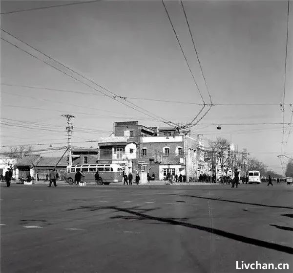 1950年代，拆掉北京城   