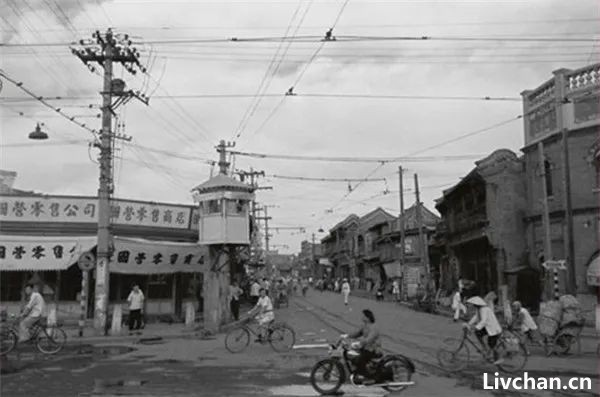 1950年代北京城老照片，拆了好多老建筑