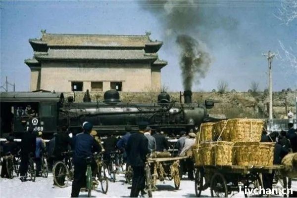 1950年代北京城老照片，拆了好多老建筑