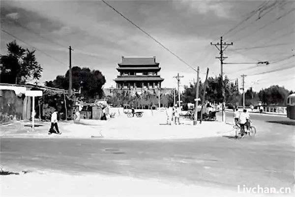 1950年代北京城老照片，拆了好多老建筑