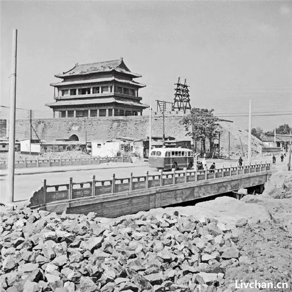 1950年代北京城老照片，拆了好多老建筑