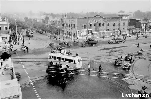 1950年代北京城老照片，拆了好多老建筑