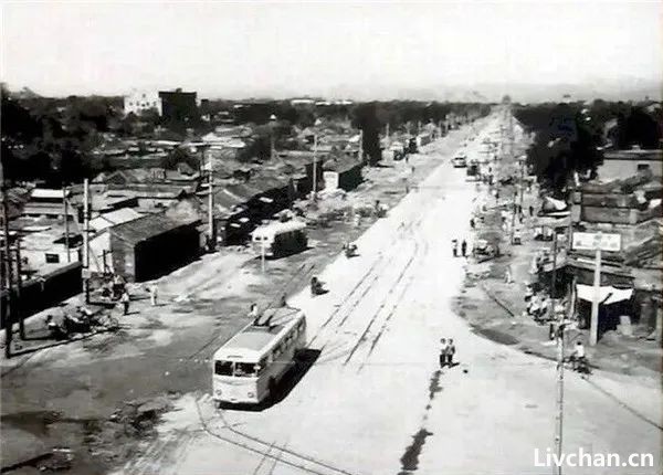 1950年代北京城老照片，拆了好多老建筑