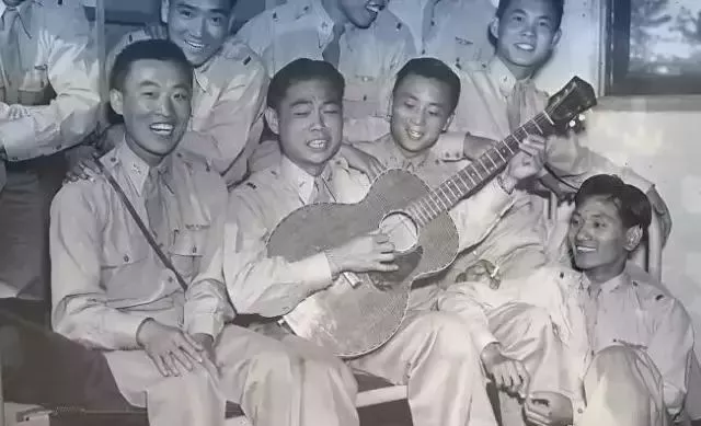 抗战期间,1700位年轻飞行员集体赴死,无一生还,平均23岁! 抗战期间,1700位年轻飞行员集体赴死,无一生还,平均23岁!