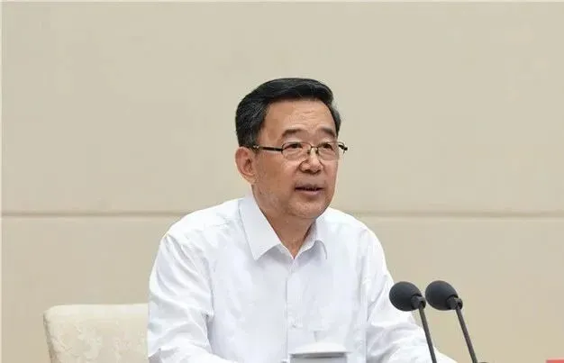 原贵州省委书记孙志刚：狂妄的“8亿书记”，被查当月还在贪