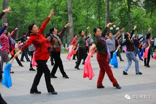 “中国文艺圈”道德演化简史