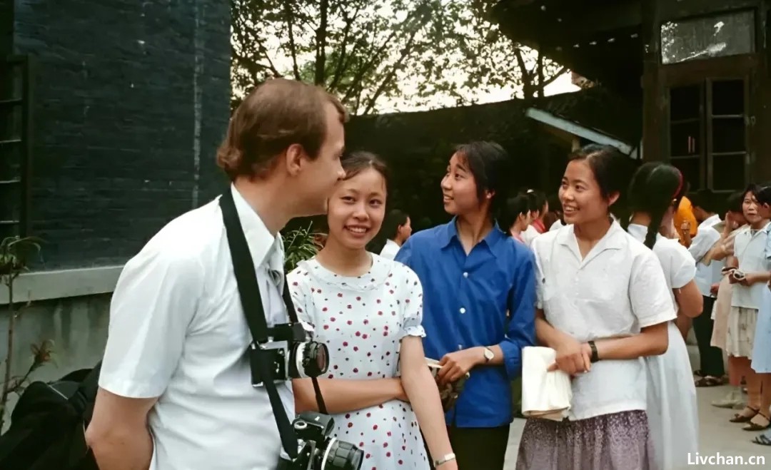 1981年：美国摄影师镜头下的九华山