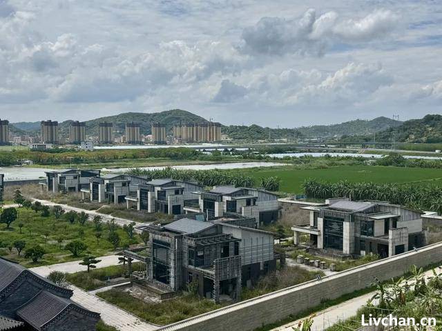  四座四合院、七栋别墅，谁建了潮汕天价违建？