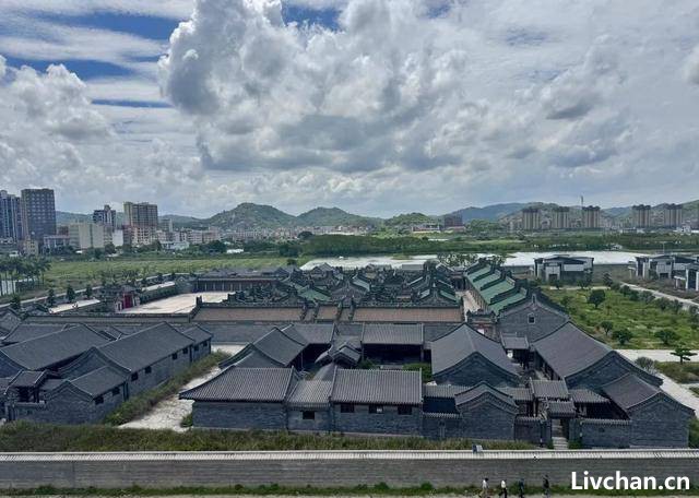  四座四合院、七栋别墅，谁建了潮汕天价违建？