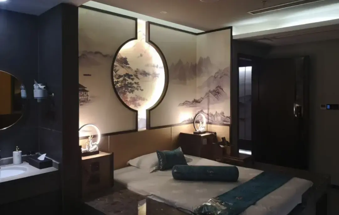 足疗店老板被查，为何涉嫌受贿犯罪与有无公职无关