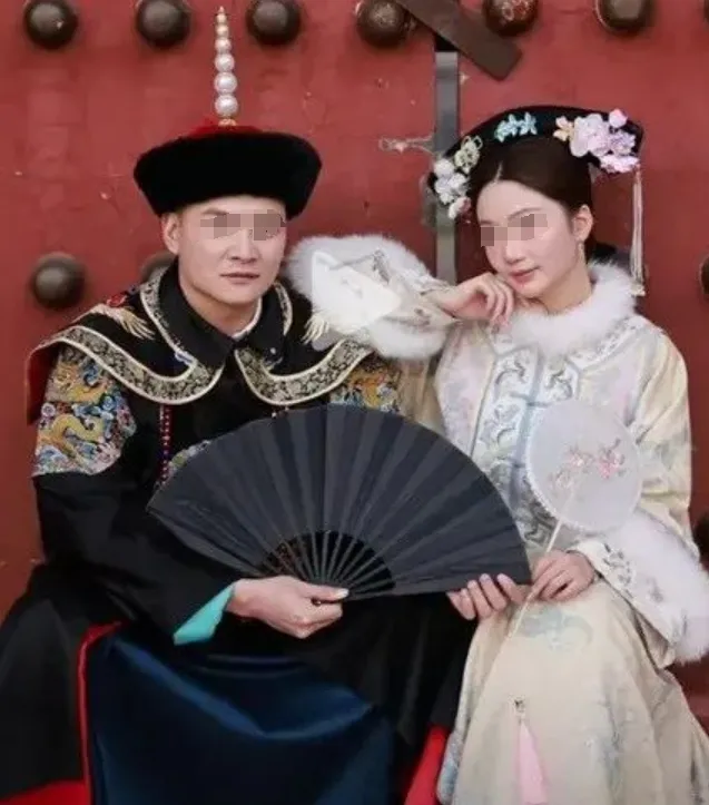 炸裂！小米前高管惊曝200份“包养合同”：海王帝国里的顶尖美女和学生妹