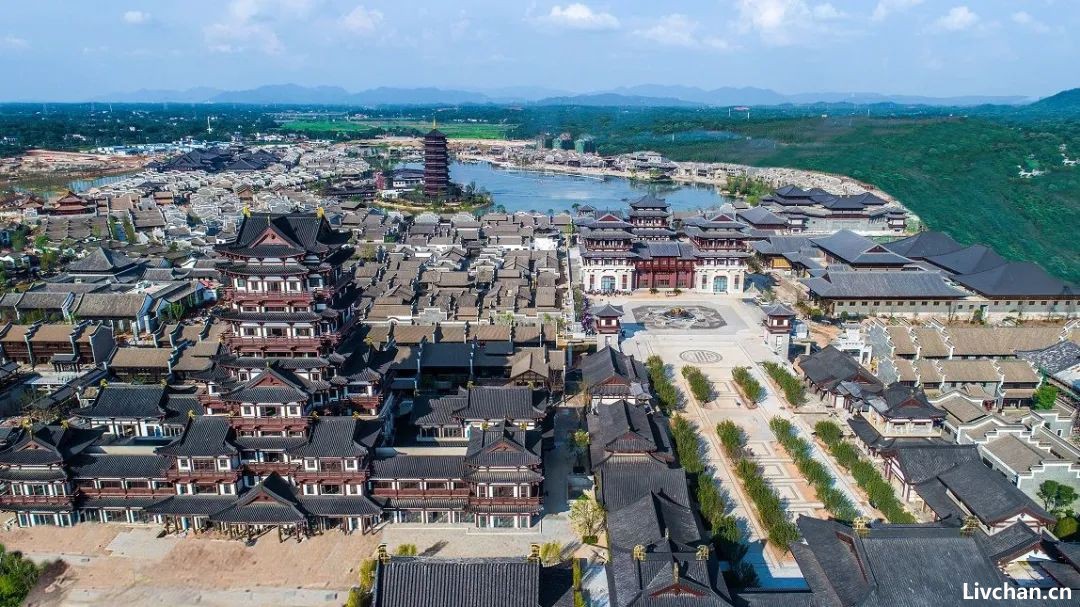 四个字“决策失误”能掩盖掉24亿建古城四年累计亏损超10亿背后的问题么