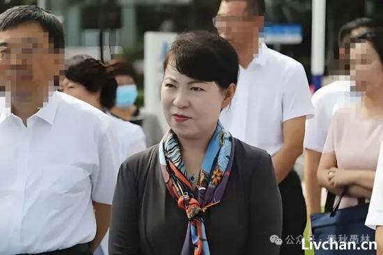 贪官的“双面人生”:在权力与贪欲间扭曲的心理图景